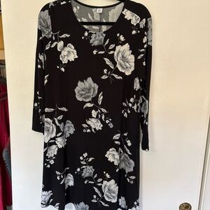 Old Navy Black Floral Long Sleeve Shift Dress